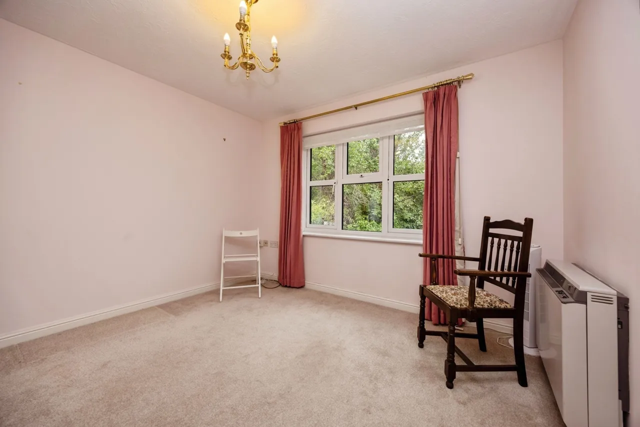 Lenten Street, Alton, GU34, photo 13