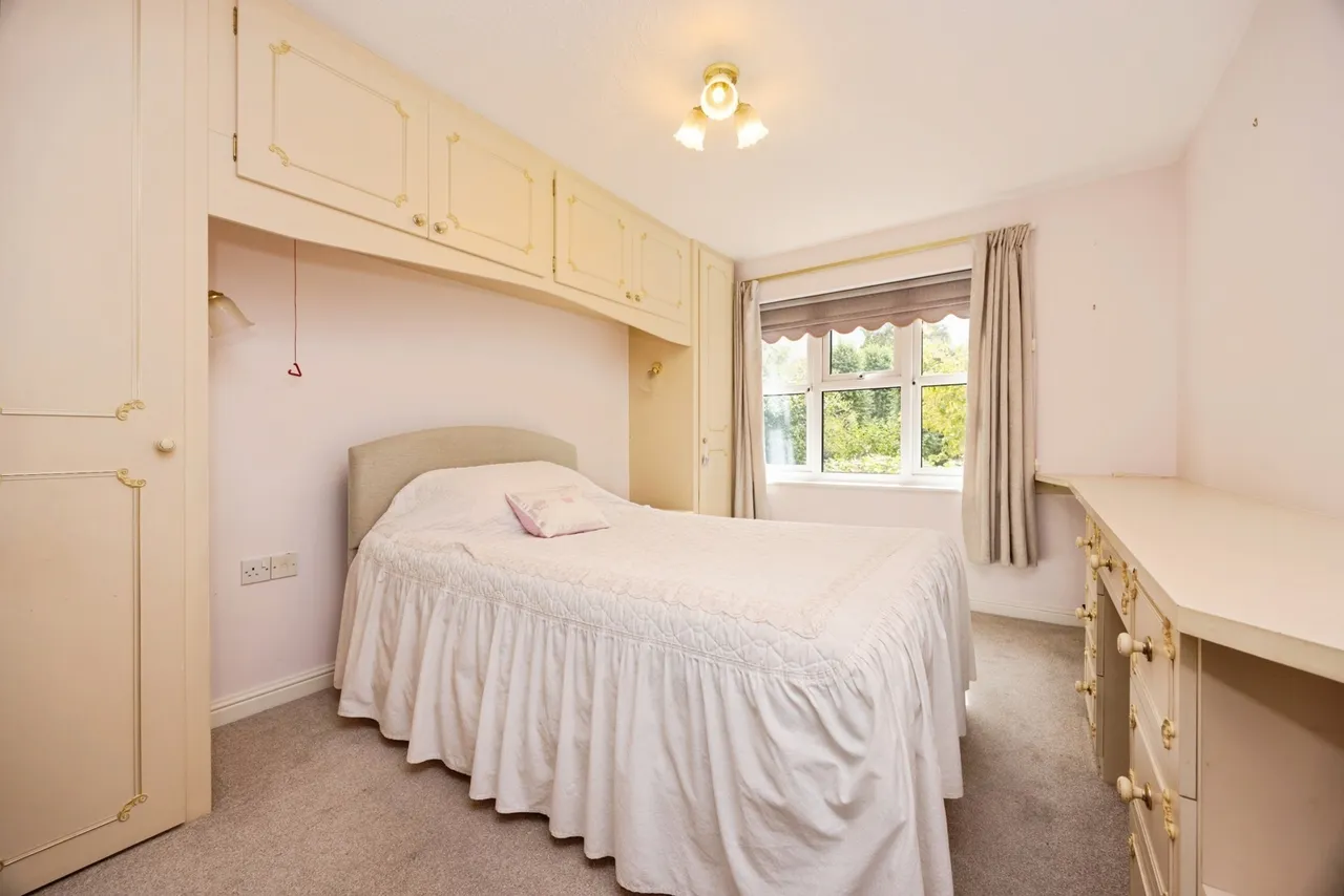 Lenten Street, Alton, GU34, photo 7