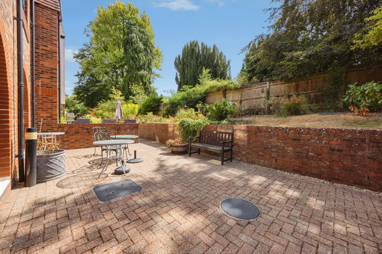 Lenten Street, Alton, GU34, photo 11
