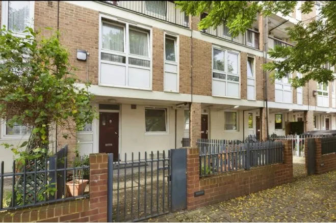2 bed house for sale — Lodore Street, London