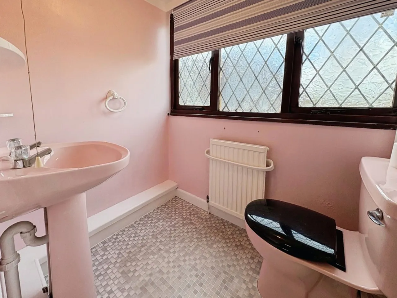Old Barn Way, Yeovil, photo 6
