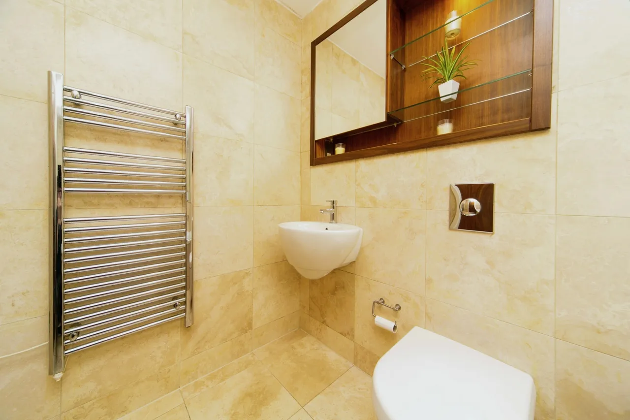 William Jessop Way, Liverpool, L3, photo 15