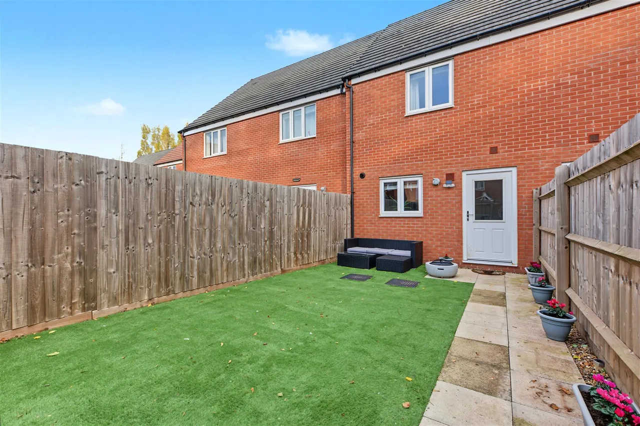 Mansfield Road, Redhill, NG5, photo 10