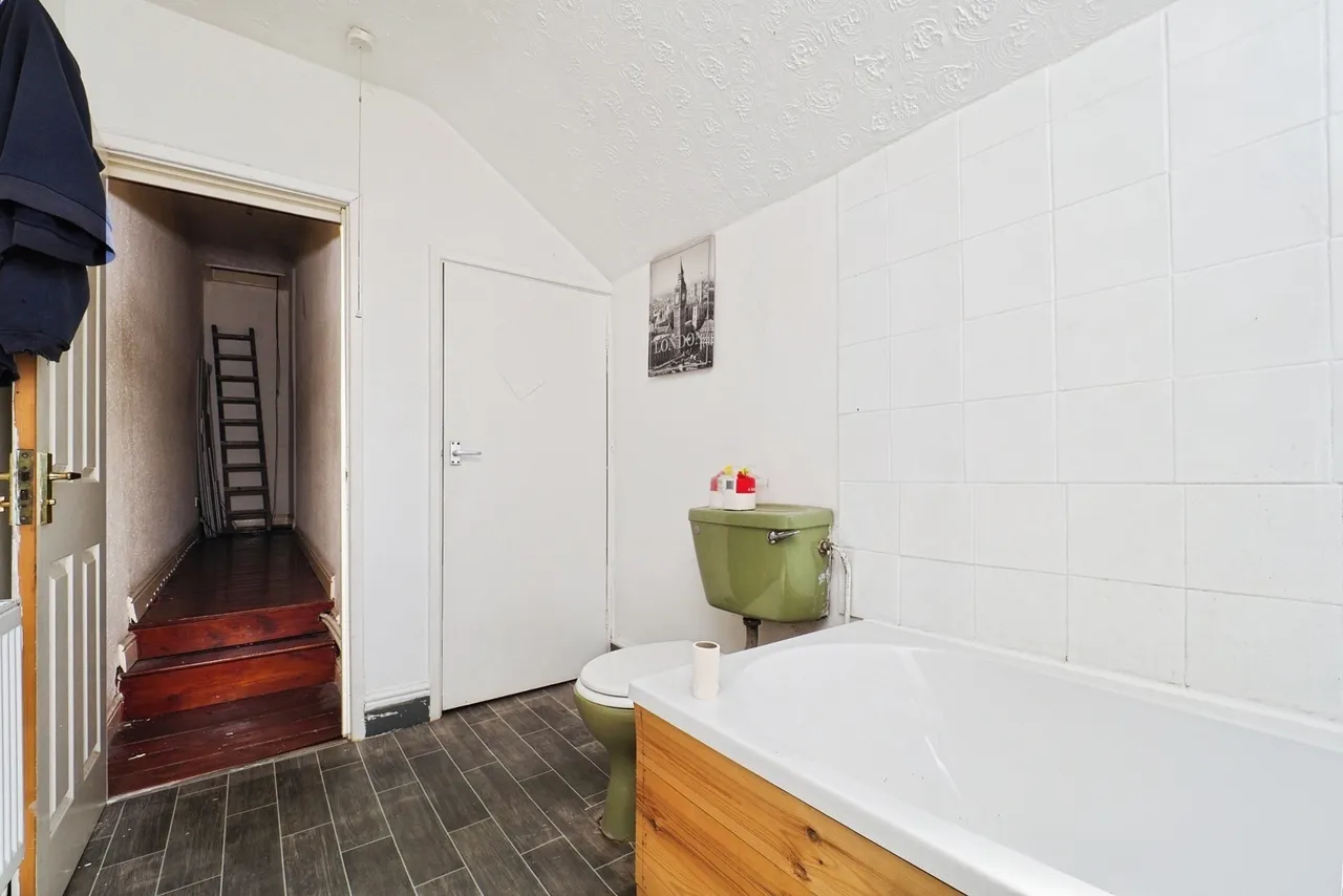 Vale Road, NOTTINGHAM, Nottinghamshire, NG4, photo 12
