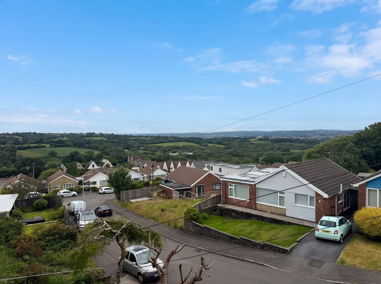 Maes Yr Efail, Dunvant, SA2, photo 17