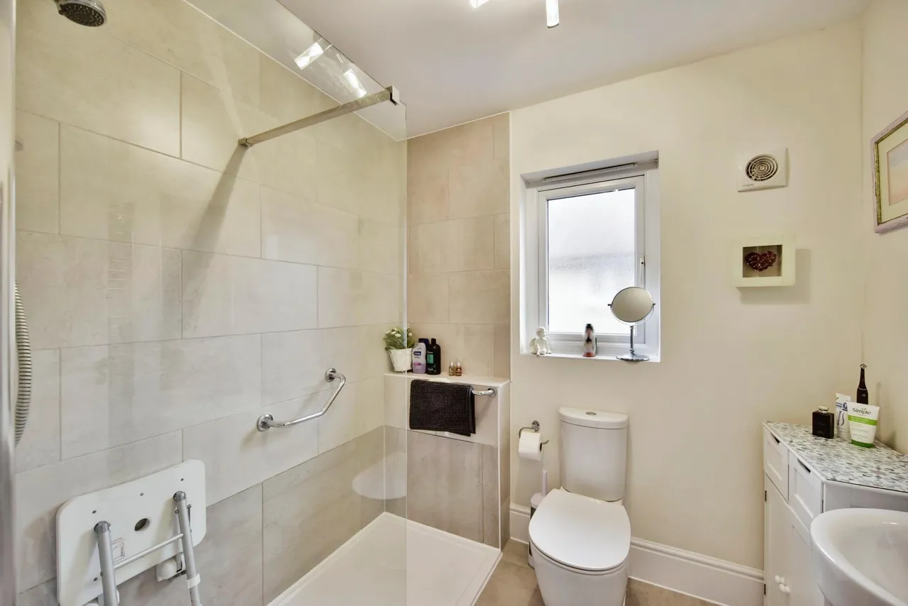 Admiral Way, Tonbridge, TN12, photo 17