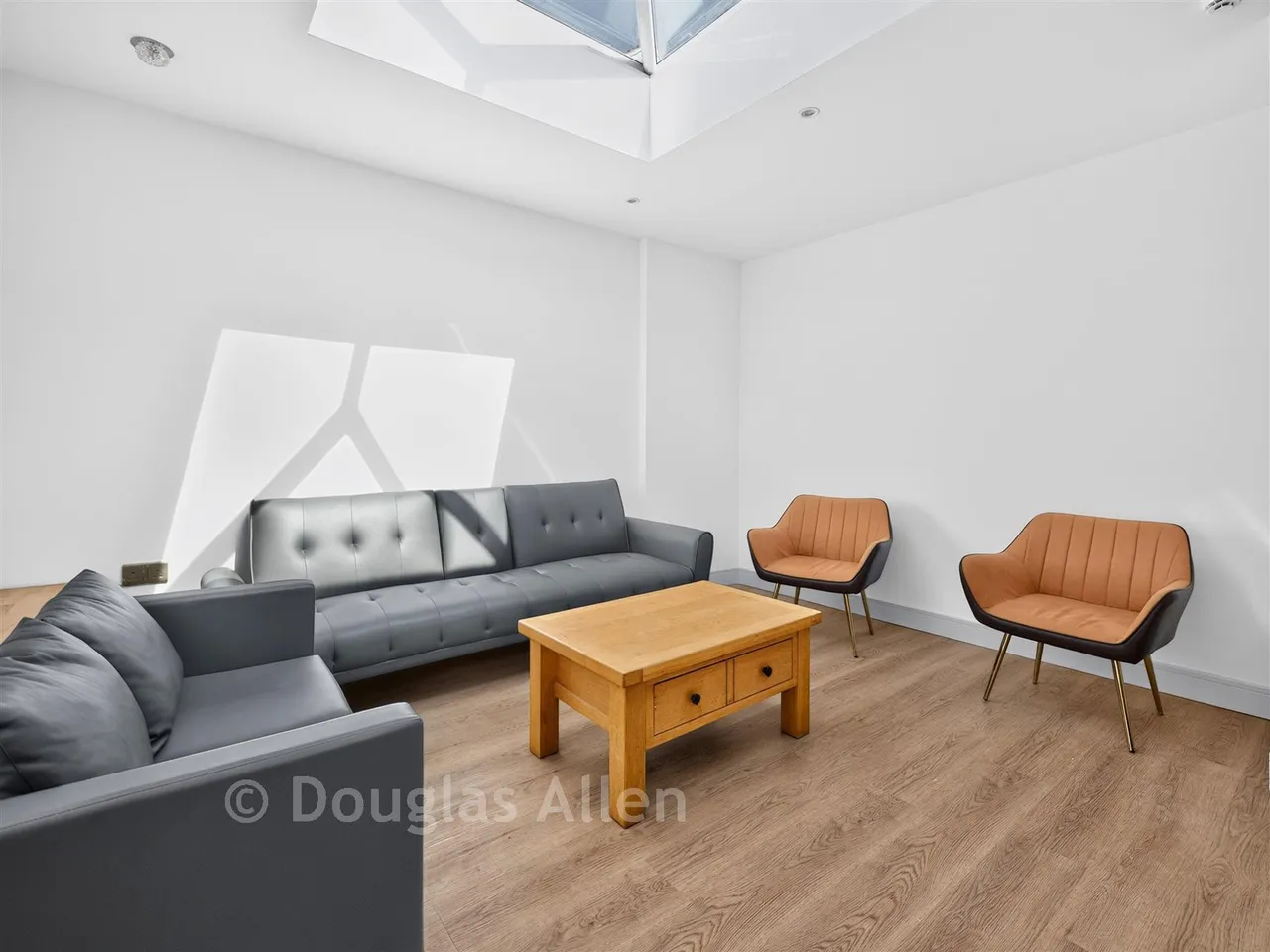 Crownhill Road, Woodford Green, IG8, photo 4