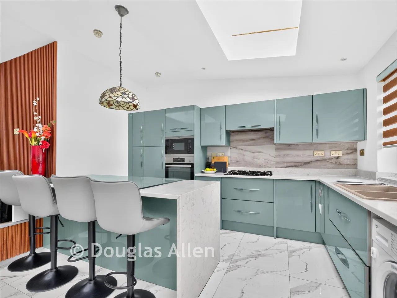 Crownhill Road, Woodford Green, IG8, photo 2