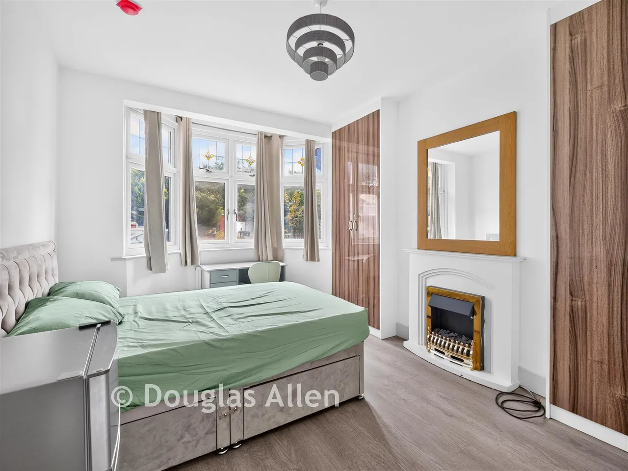 Crownhill Road, Woodford Green, IG8, photo 8