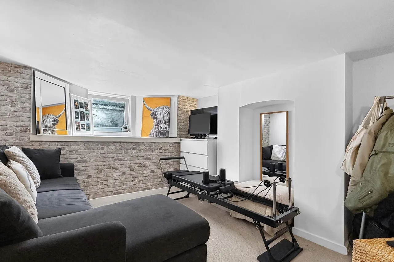 Lindsell Road, West Timperley, Altrincham WA14 5NX, photo 14
