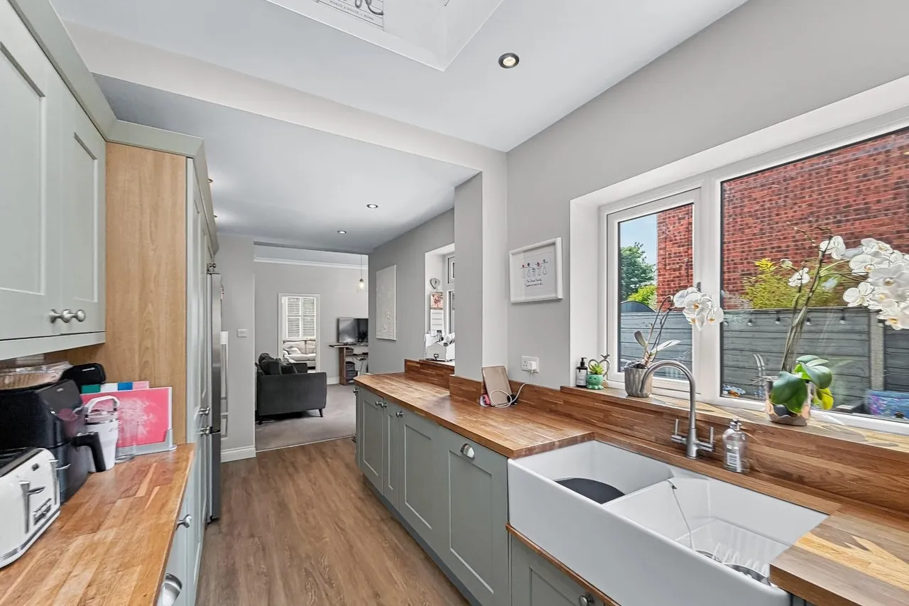 Lindsell Road, West Timperley, Altrincham WA14 5NX, photo 12