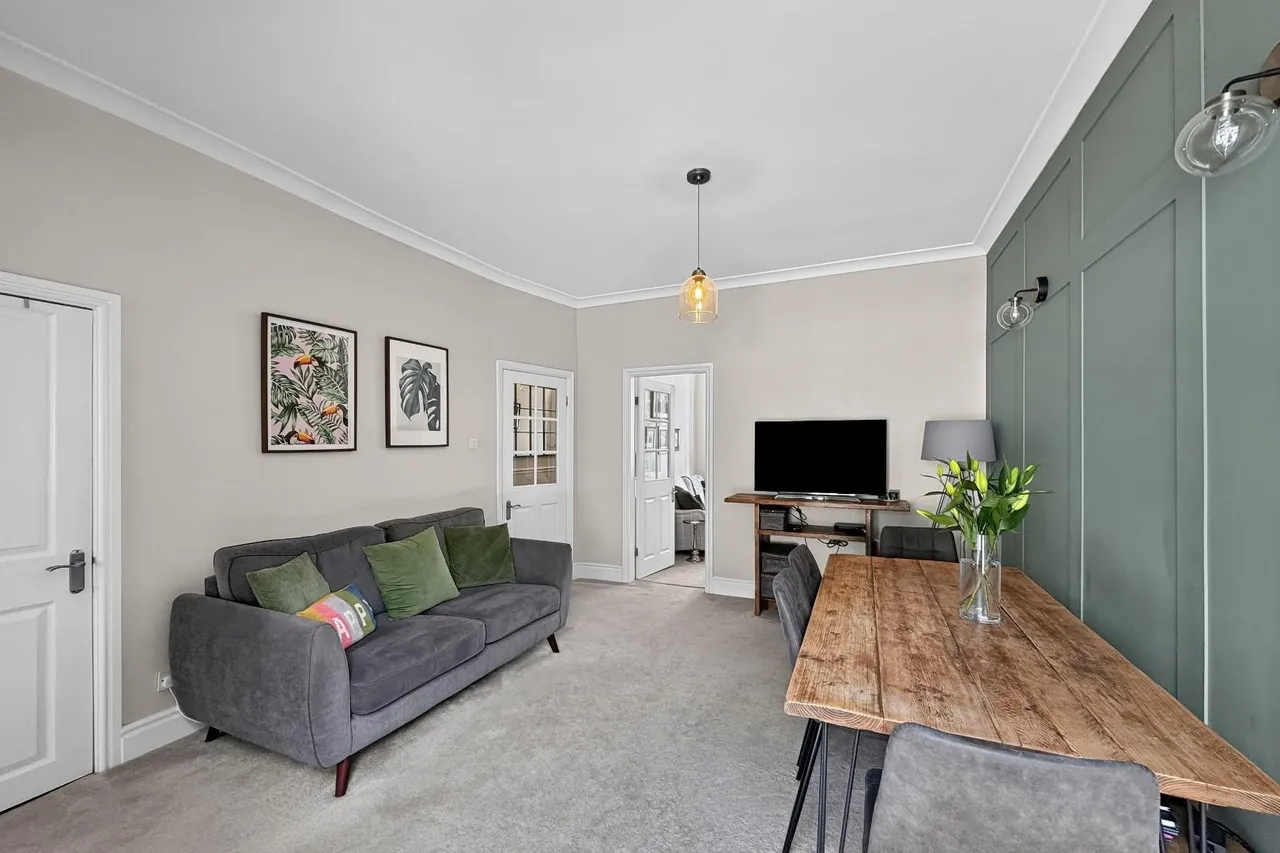Lindsell Road, West Timperley, Altrincham WA14 5NX, photo 9