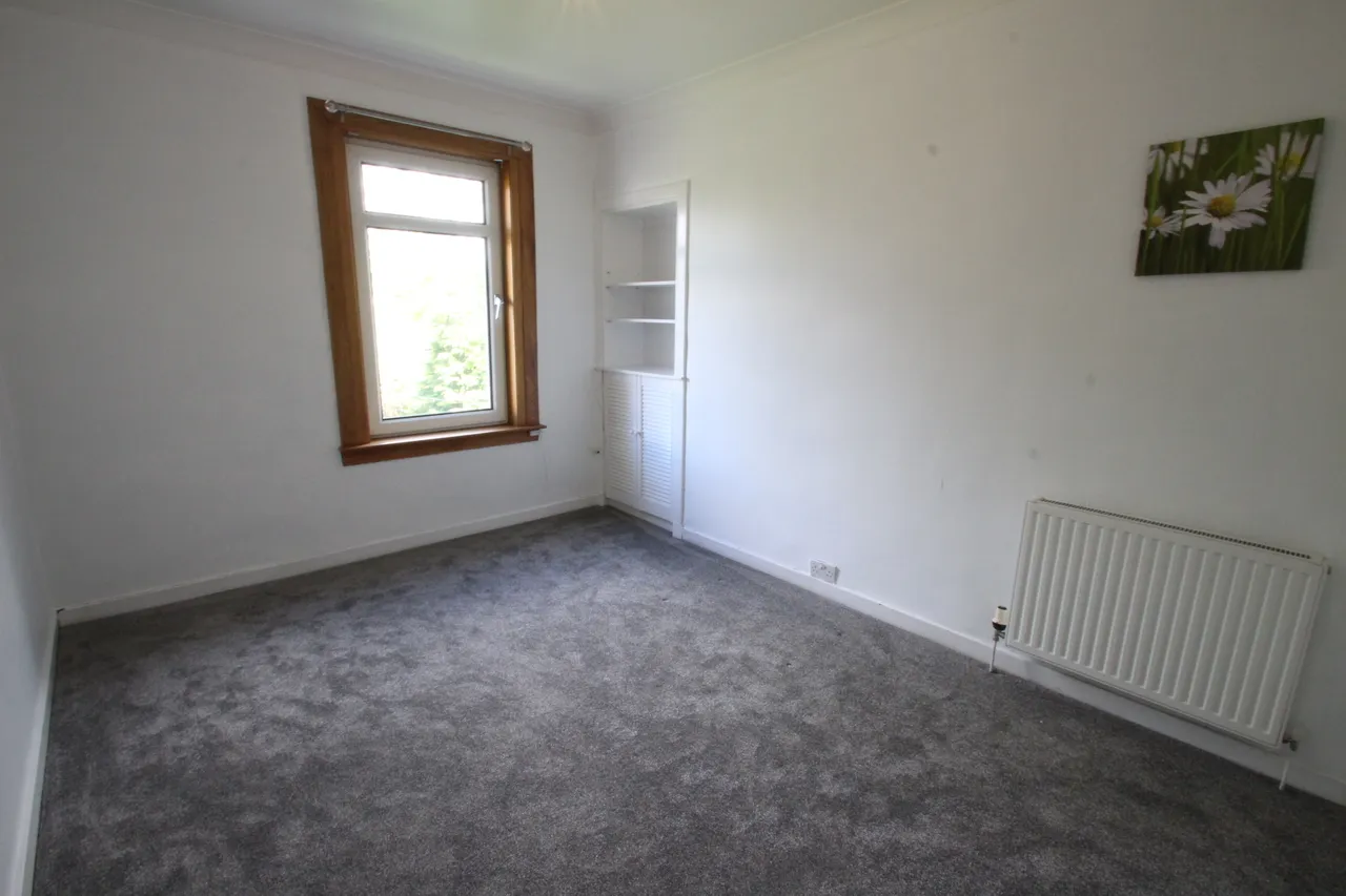 Moorhill Crescent, Newton Mearns, G77, photo 10