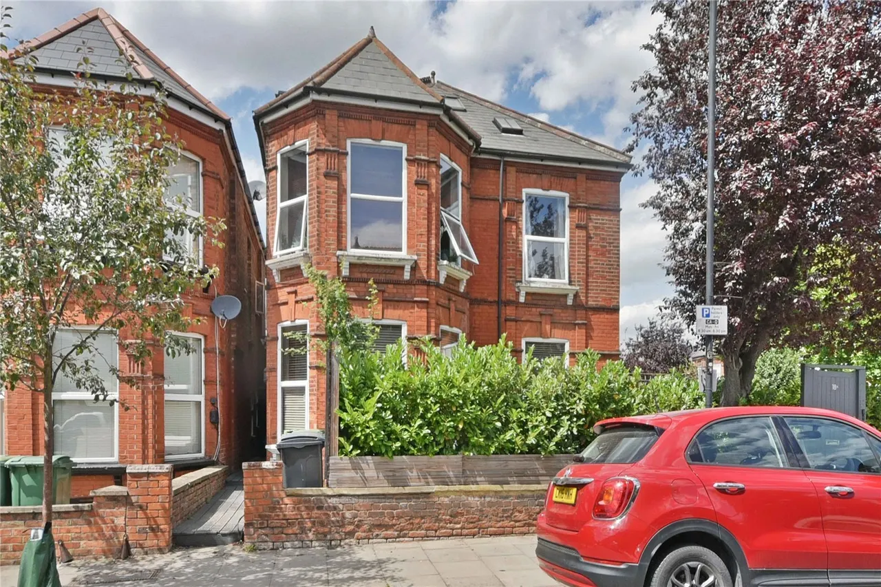 Manstone Road, Cricklewood, London, NW2, photo 6