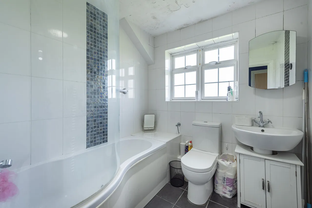Lime Tree Court, London Colney, AL2, photo 8