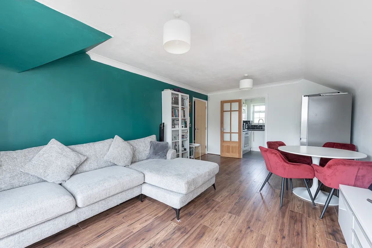Lime Tree Court, London Colney, AL2, photo 3