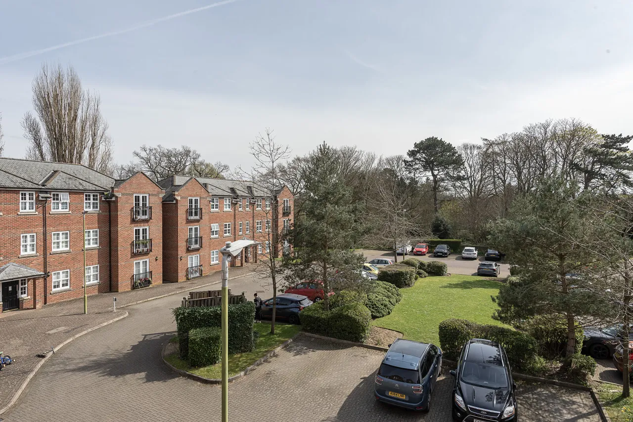 Lime Tree Court, London Colney, AL2, photo 10