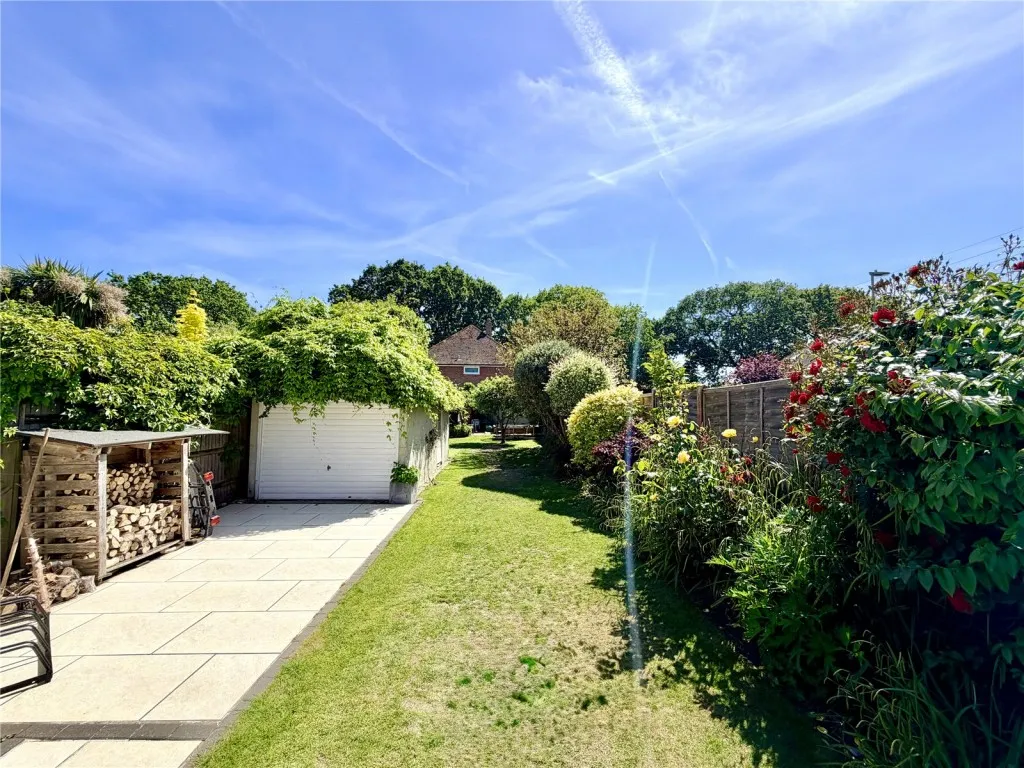 Lymington, Hampshire, photo 10