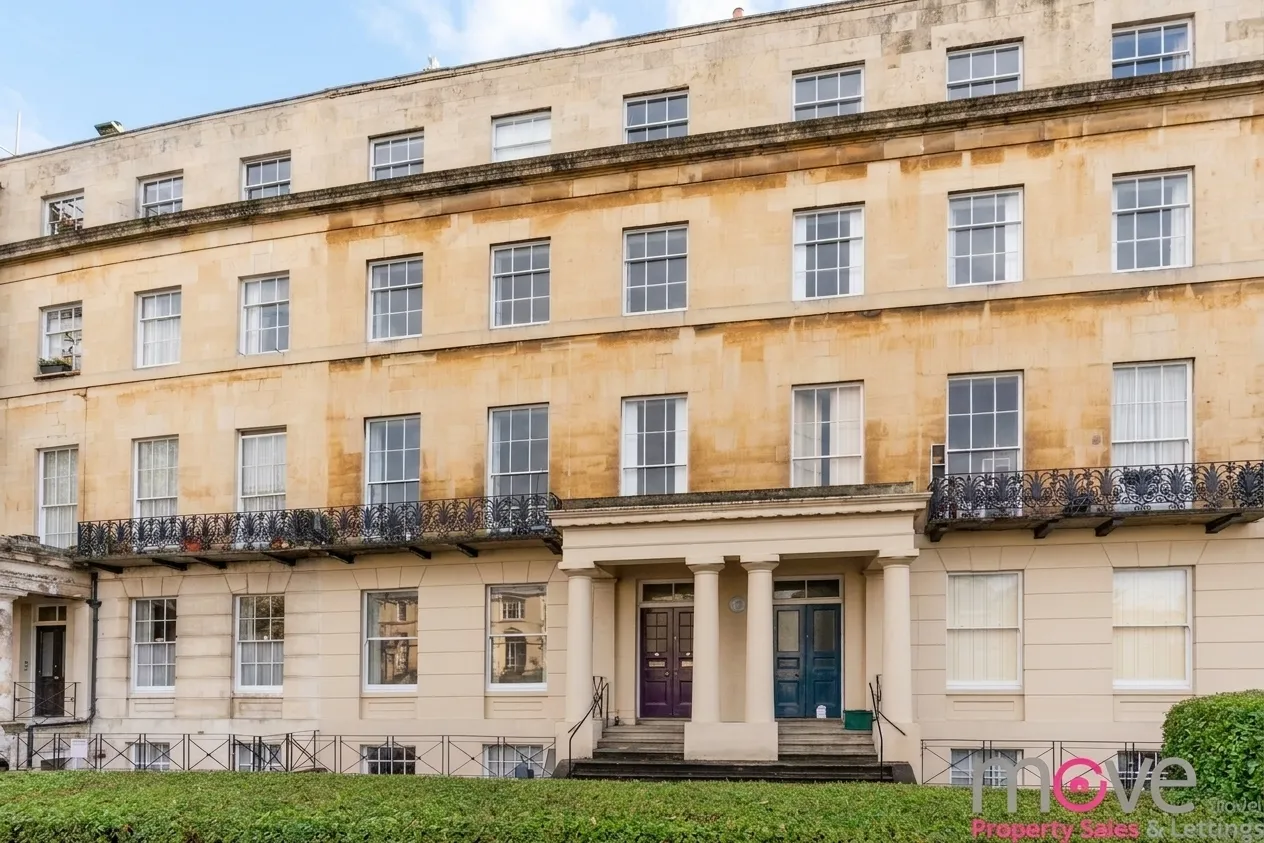 Flat 2, 16 Lansdown Crescent, Cheltenham, GL50 2LF, photo 5