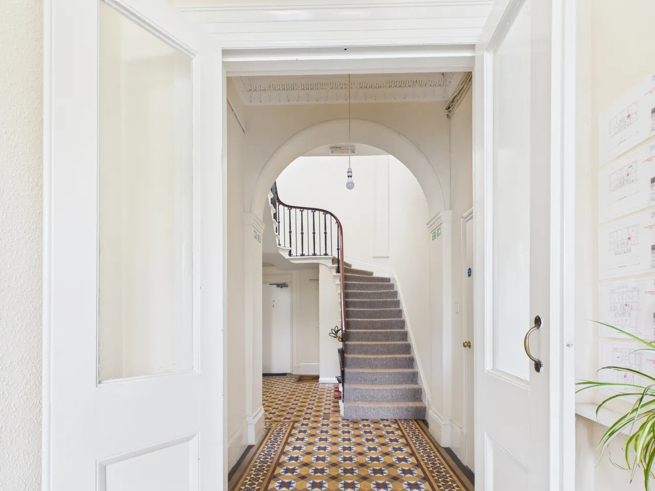 Flat 2, 16 Lansdown Crescent, Cheltenham, GL50 2LF, photo 6