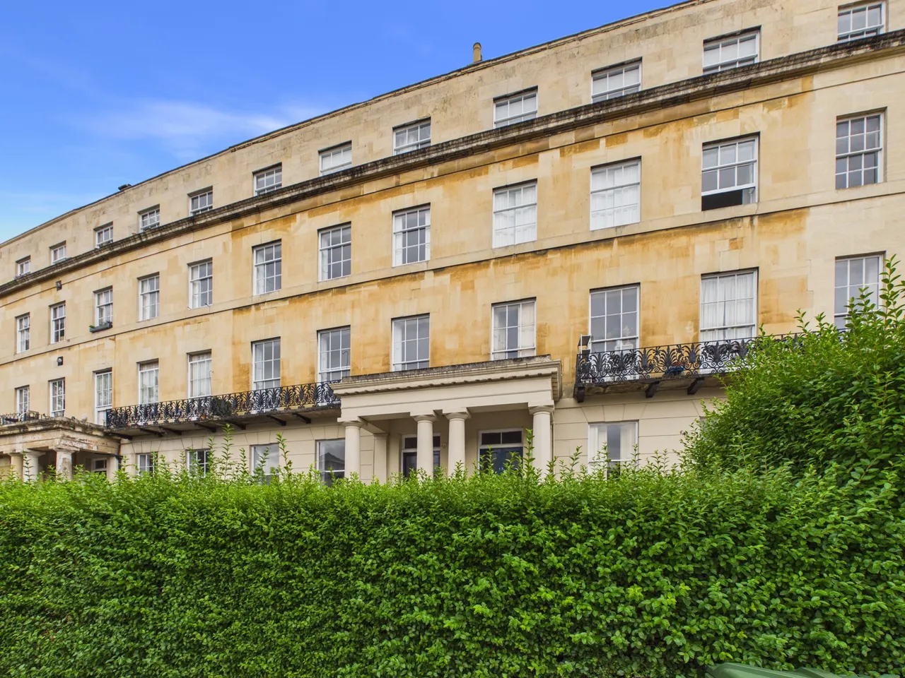 Flat 2, 16 Lansdown Crescent, Cheltenham, GL50 2LF, photo 19