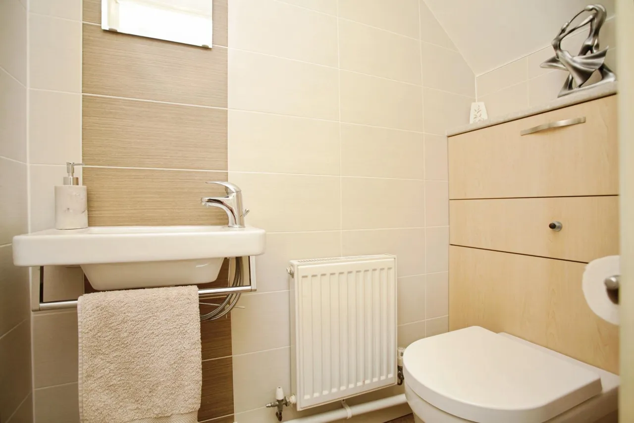 Beaufort Close, Burbage, LE10, photo 12