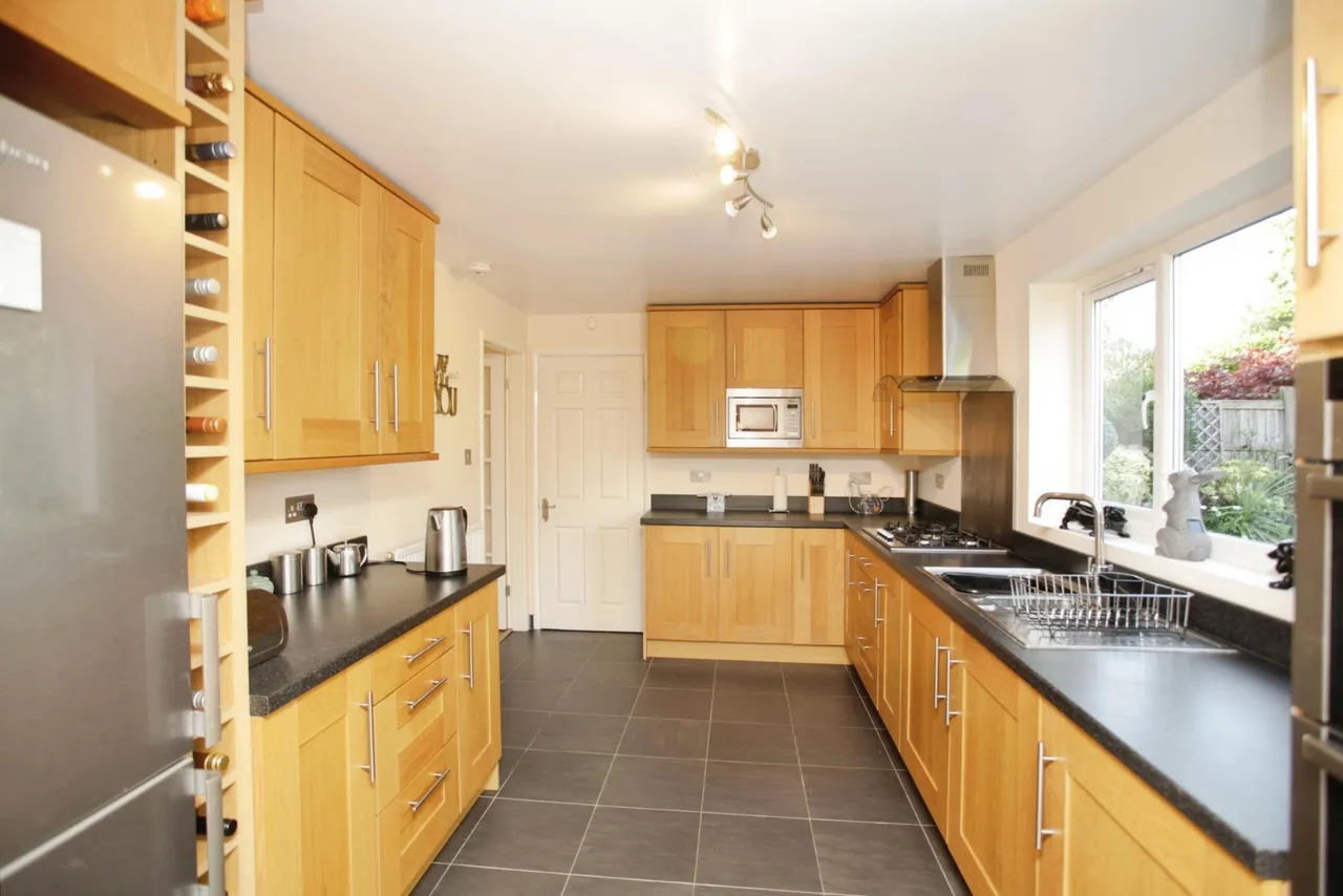 Beaufort Close, Burbage, LE10, photo 10