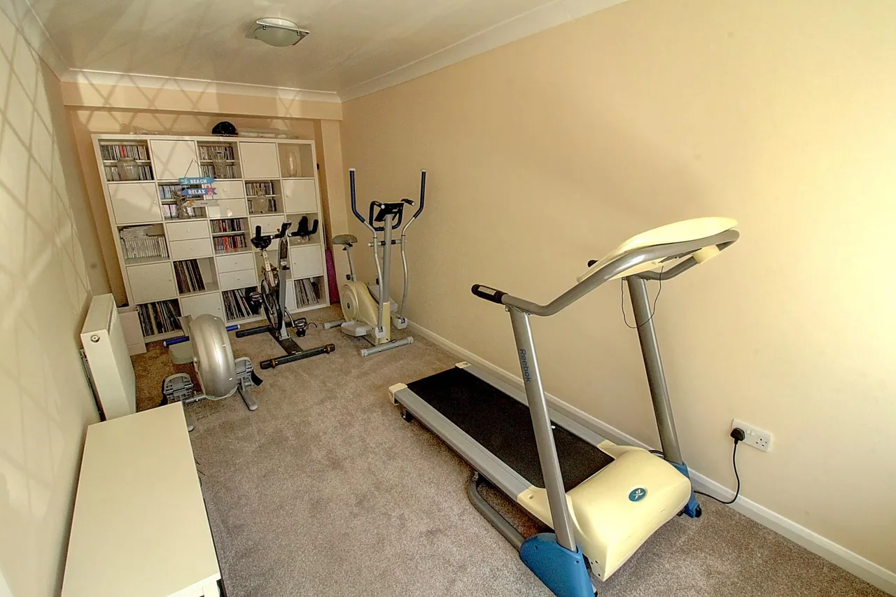 Beaufort Close, Burbage, LE10, photo 8