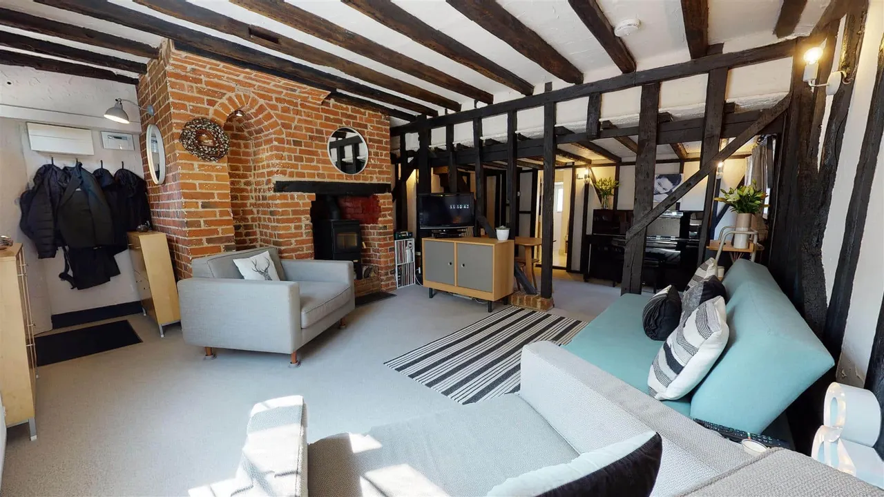 High Road, Chigwell, IG7, photo 4