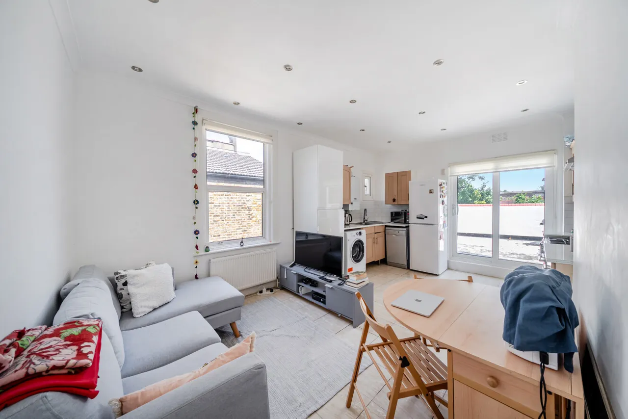 Springbank Road, Hither Green, London, SE13, photo 2