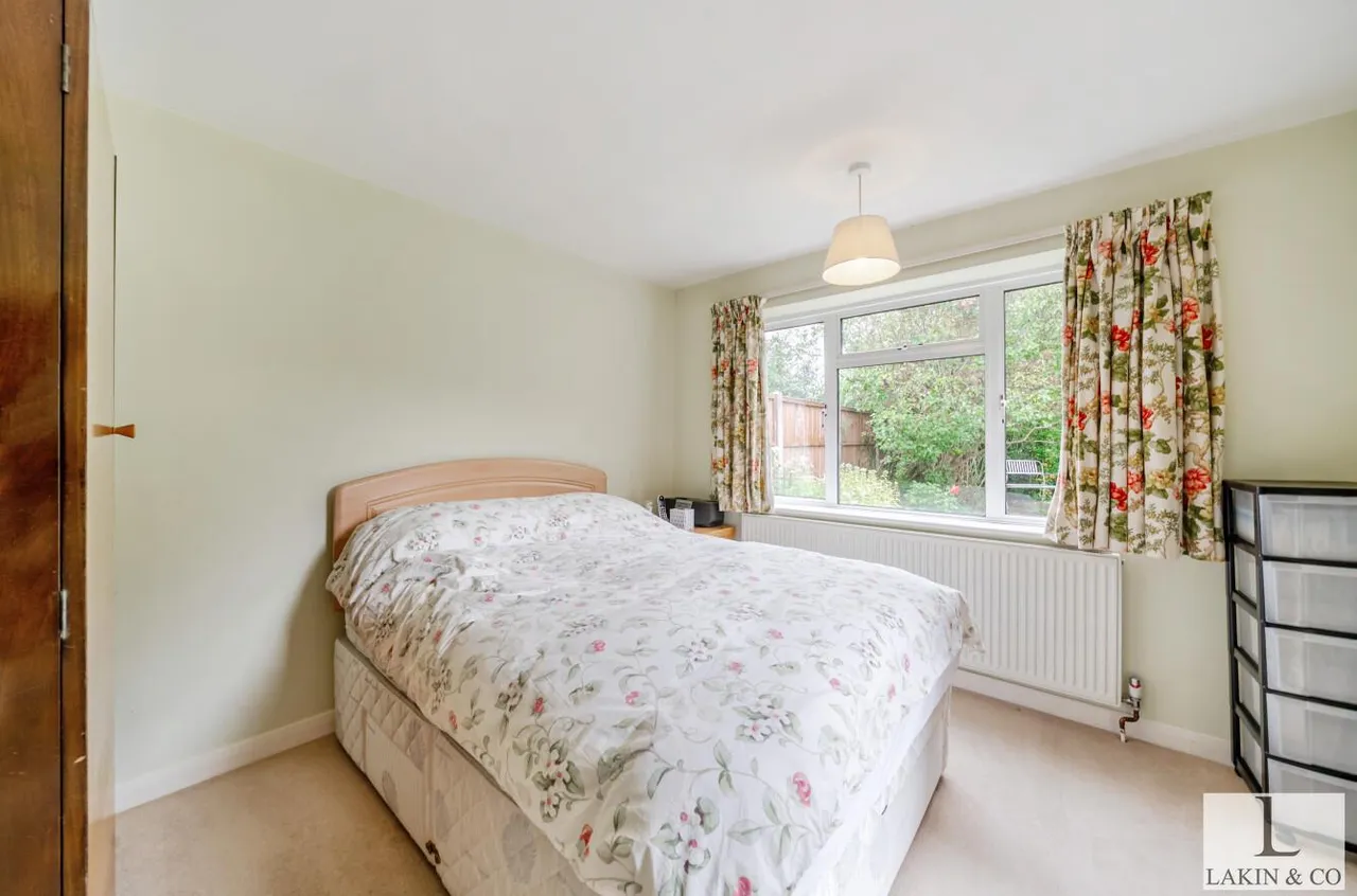 Hoylake Crescent, Ickenham, UB10 8JH, photo 11