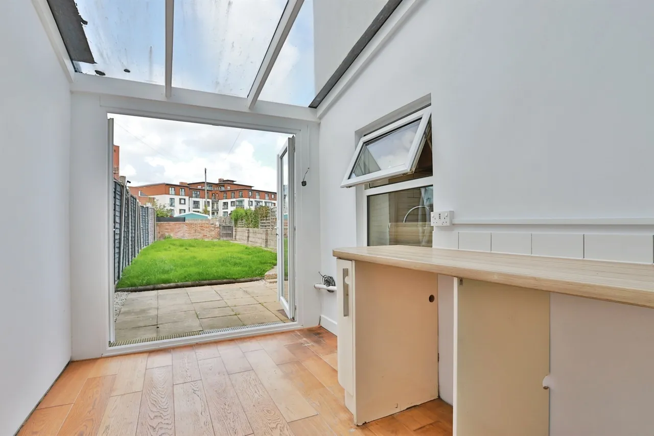 Denmark Road, Poole, BH15, photo 6