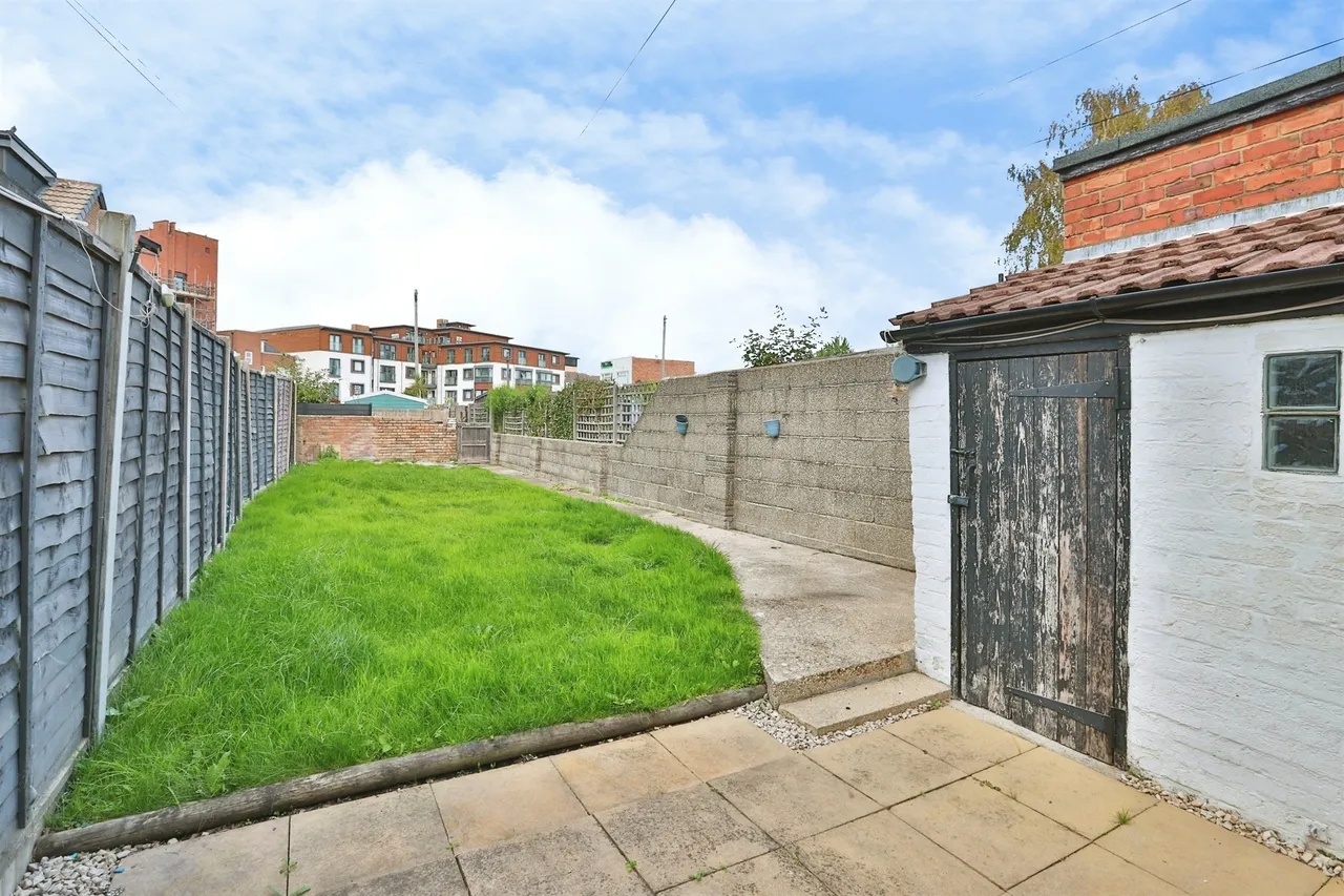 Denmark Road, Poole, BH15, photo 7