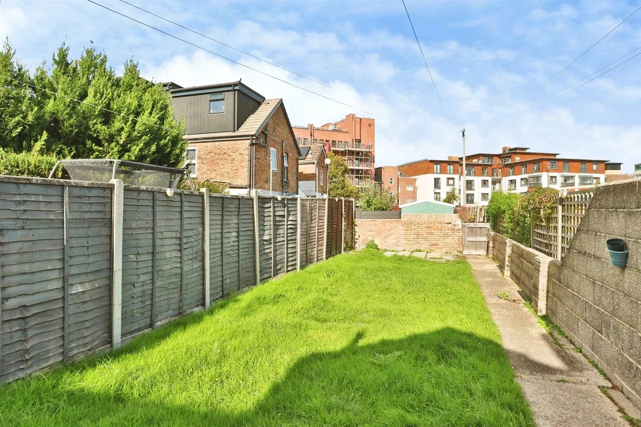 Denmark Road, Poole, BH15, photo 20