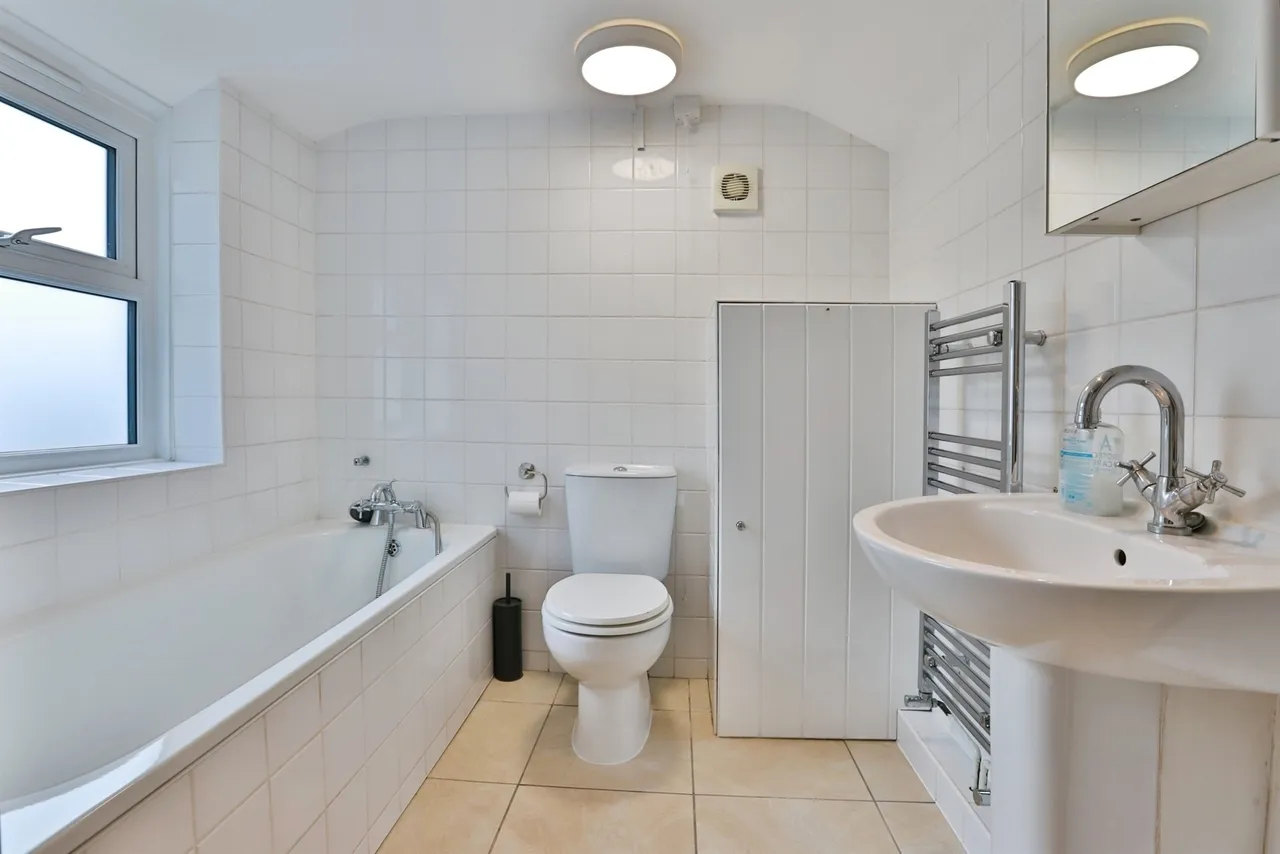 Denmark Road, Poole, BH15, photo 17