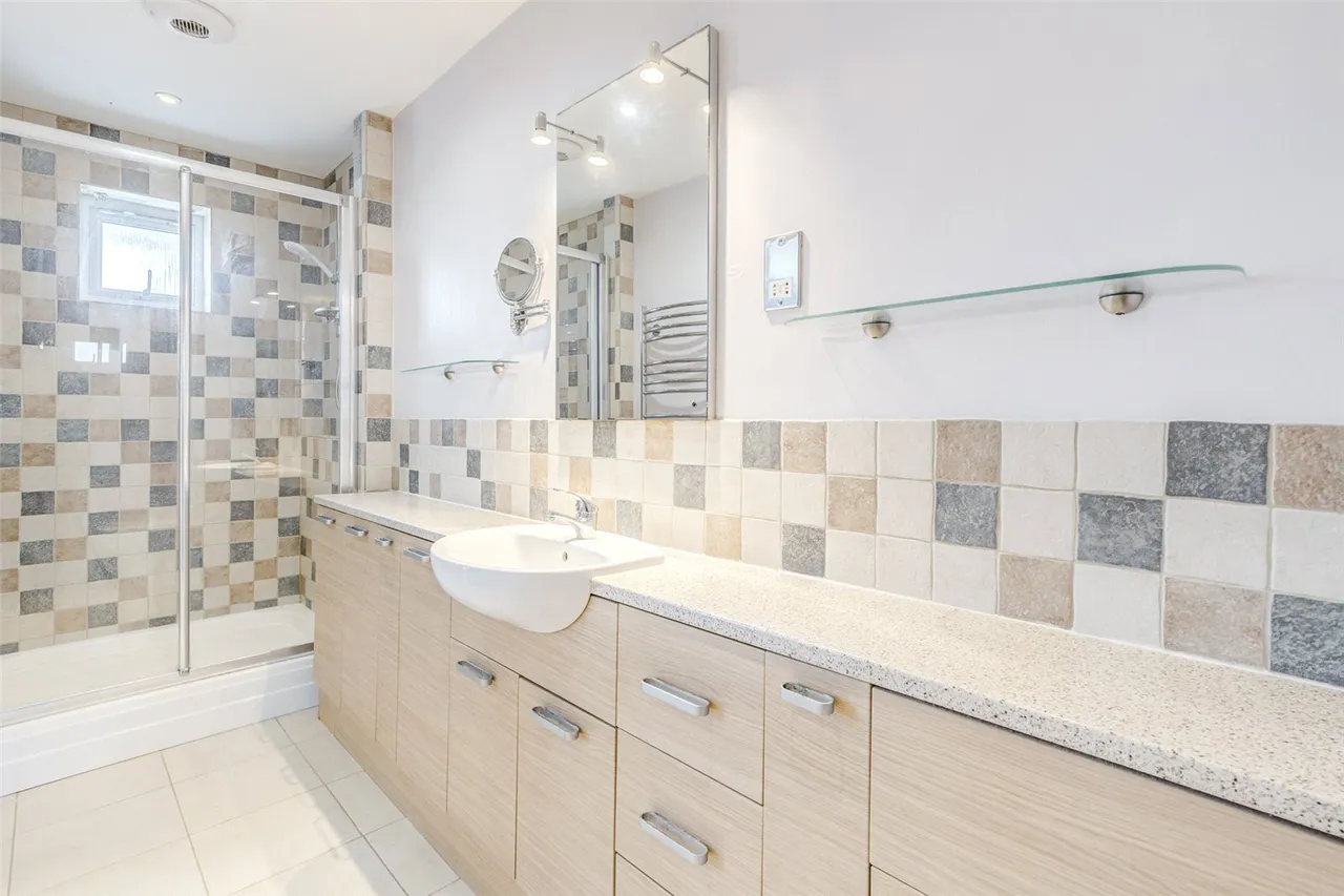 South Drive, Ferring, BN12, photo 16
