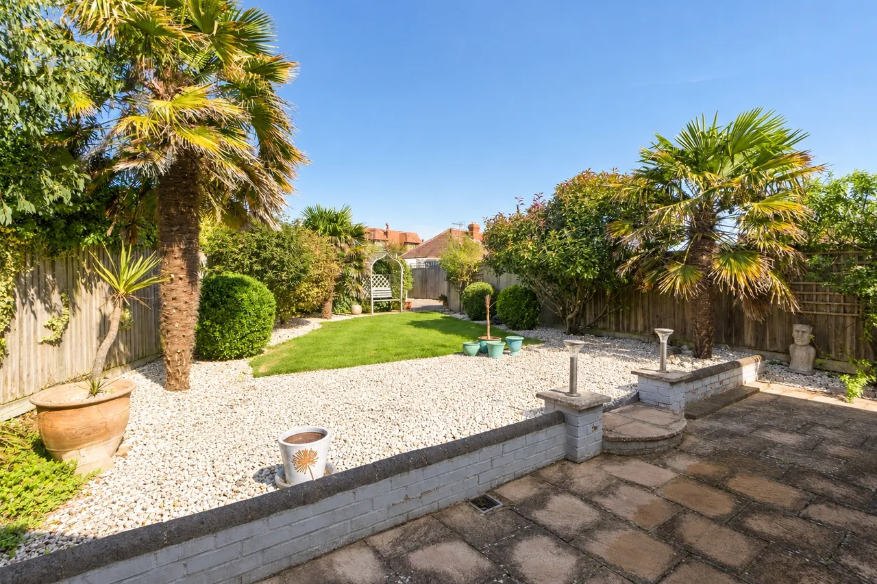 South Drive, Ferring, BN12, photo 11