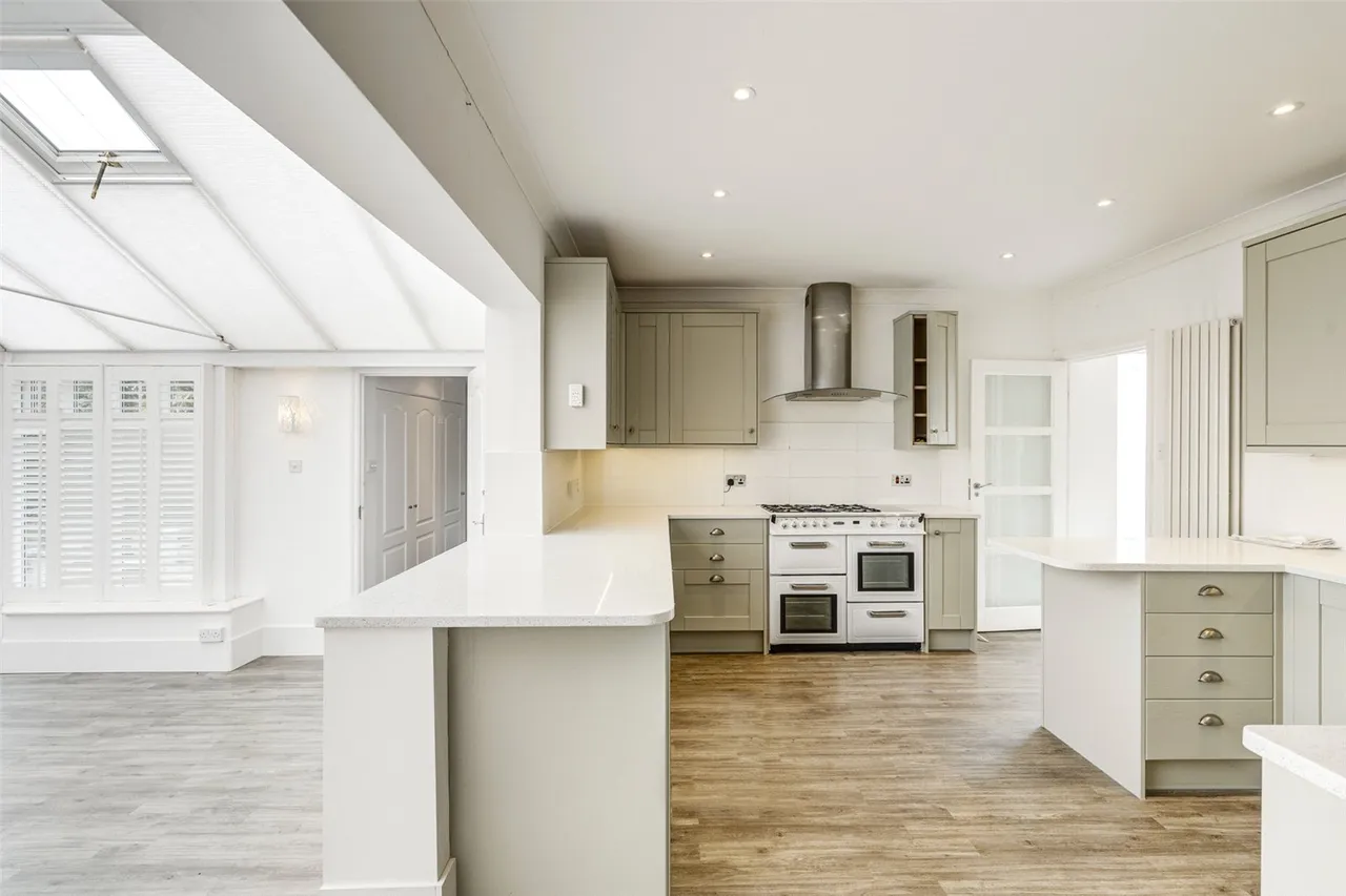 South Drive, Ferring, BN12, photo 4