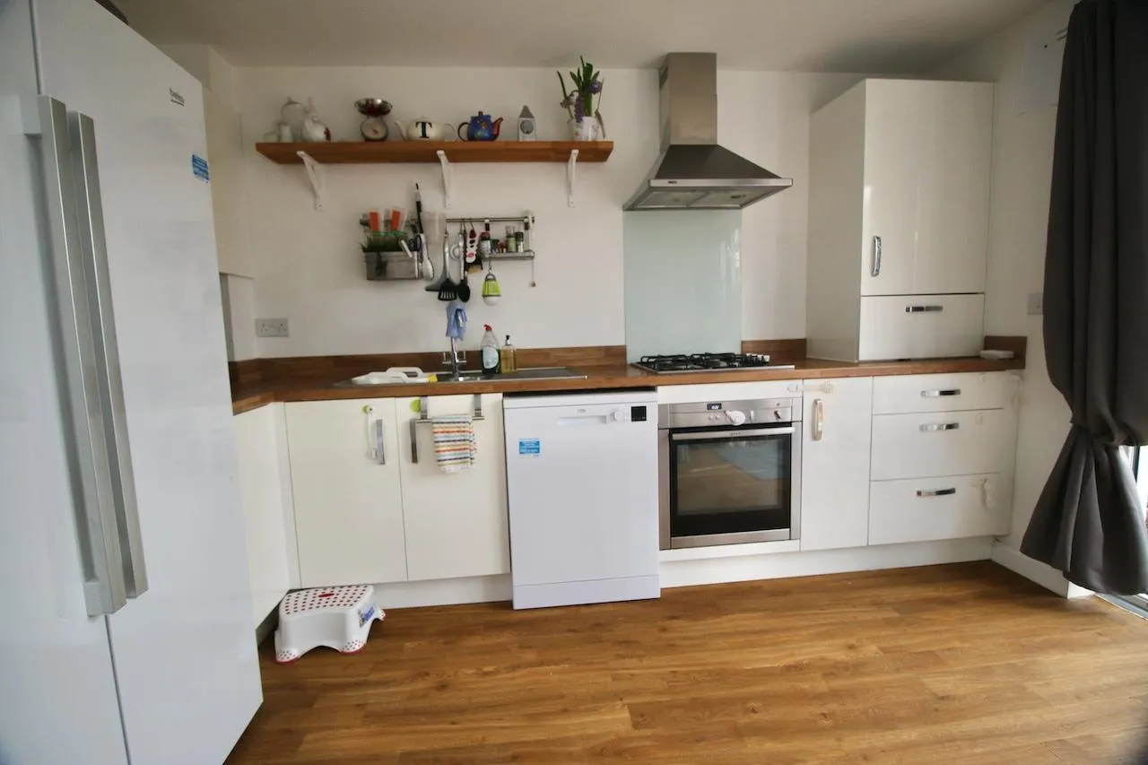 Laymoor Walk, Ferry Village, Braehead, PA4 8BQ, photo 7