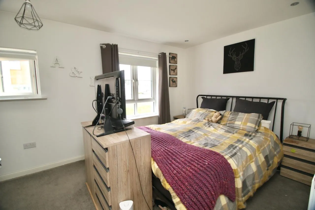 Laymoor Walk, Ferry Village, Braehead, PA4 8BQ, photo 13