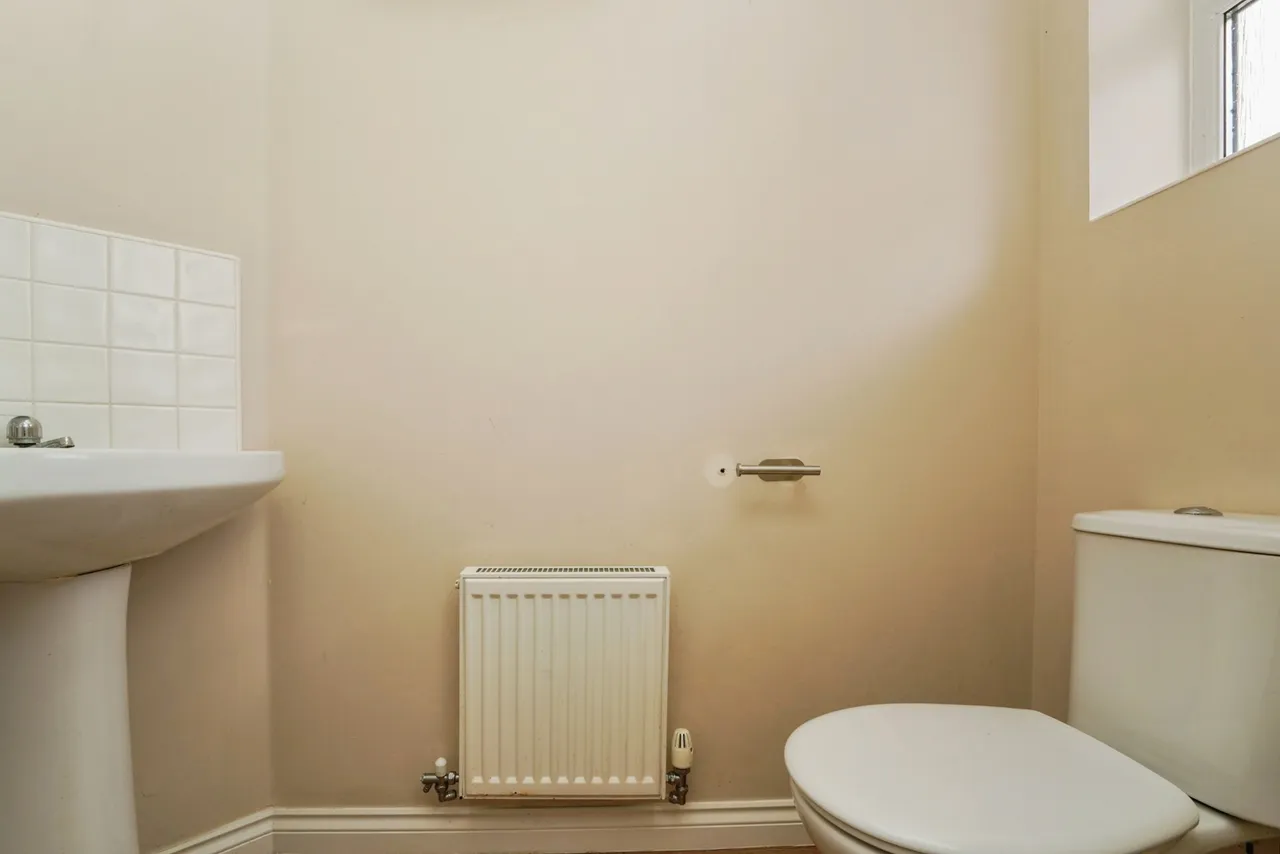 Wattisham Road Kingsway, Quedgeley, Gloucester, Gloucestershire, GL2, photo 5