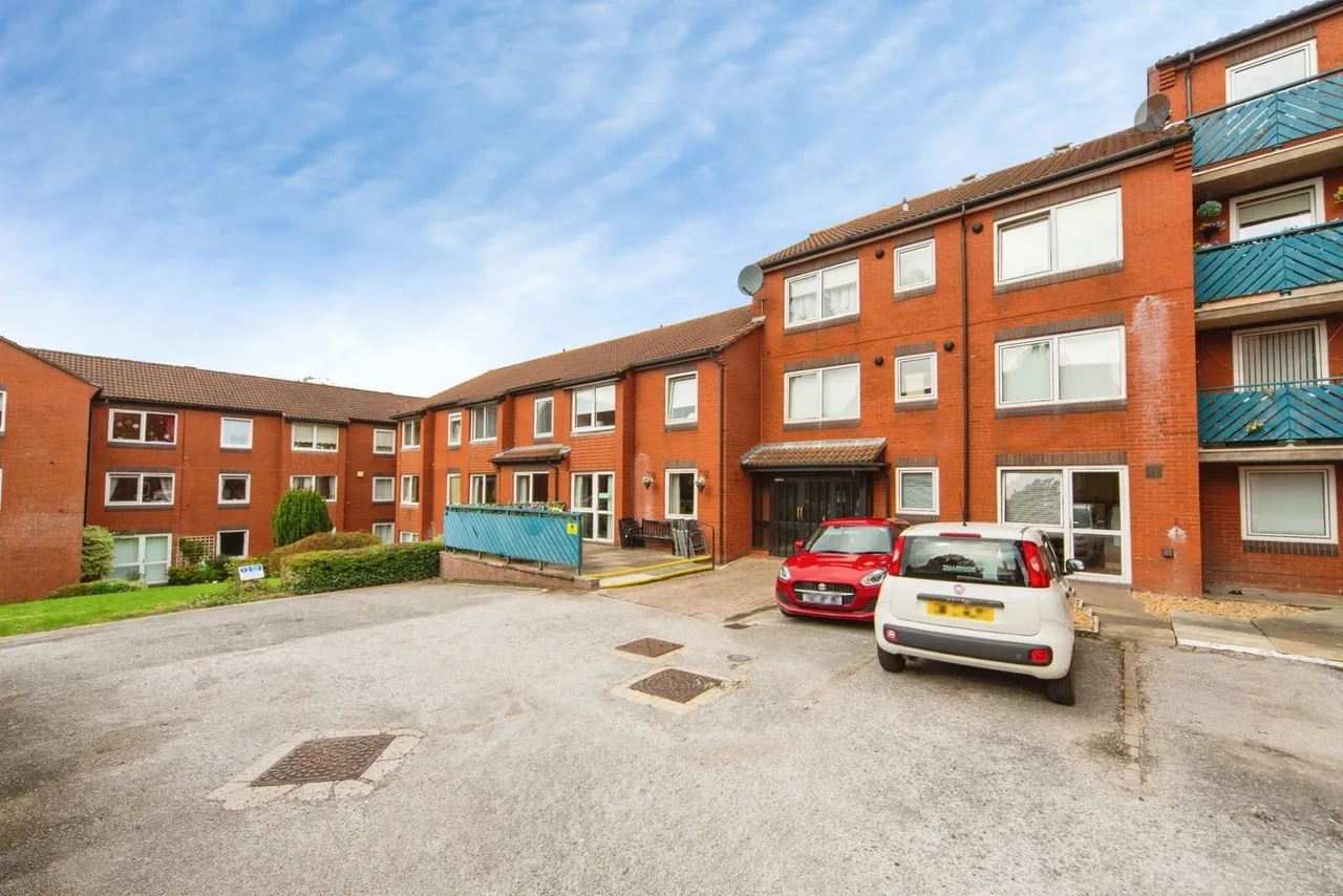 Bidston Road, Prenton, CH43, photo 15
