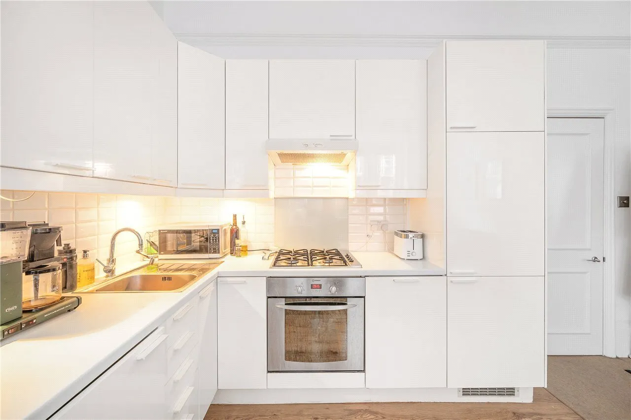 Roland Gardens, South Kensington, London, SW7, photo 5