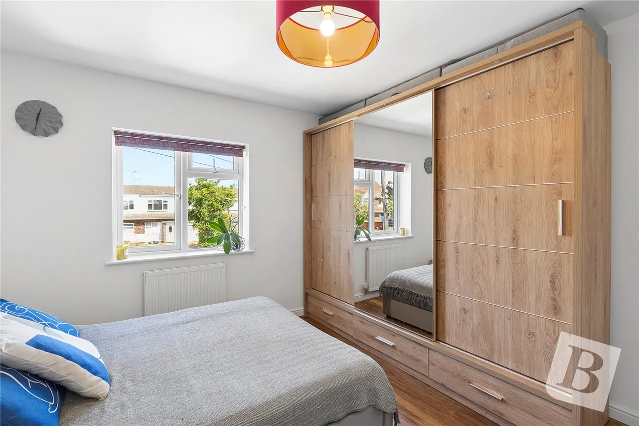 Grange Avenue, Wickford, SS12, photo 8