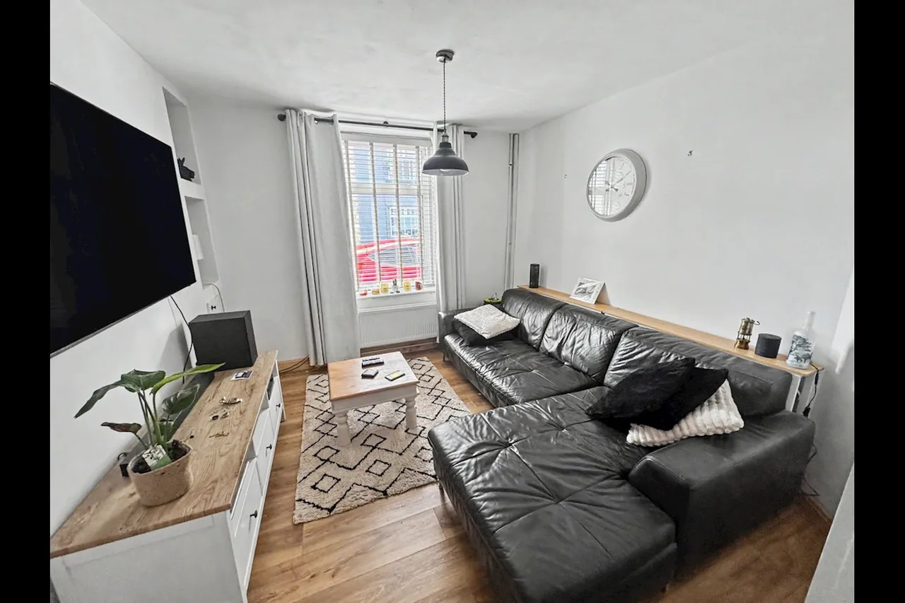 Worcester Street, Brynmawr, photo 3
