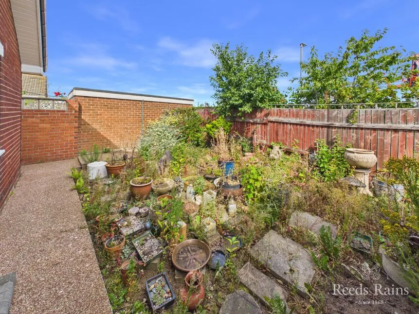 Marlborough Avenue, Marske-by-the-Sea, North Yorkshire, TS11, photo 11