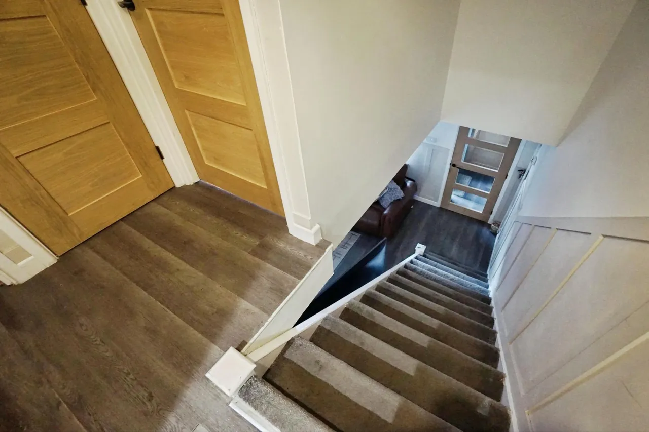 Julie Croft, Bilston, WV14, photo 10