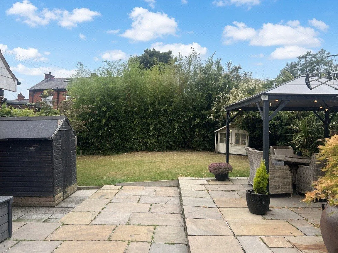 Yorkdale, Clarksfield, OL4, photo 17
