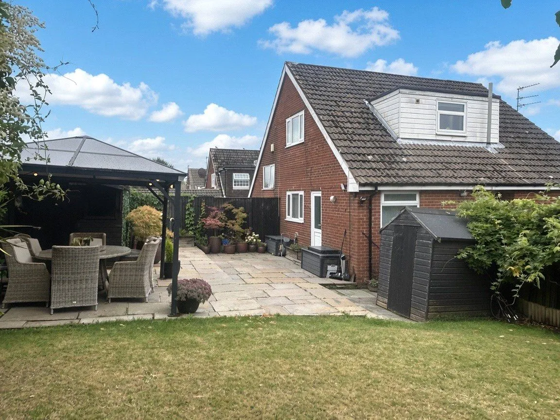 Yorkdale, Clarksfield, OL4, photo 20