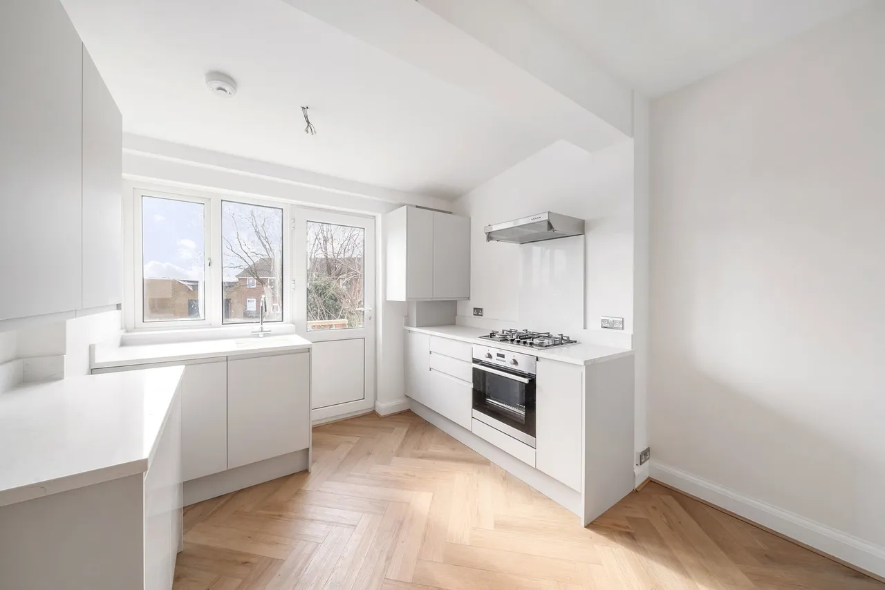 Albert Road, London, SE25, photo 10